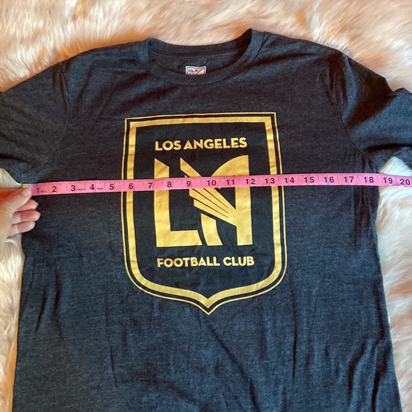 MLS LAFC BOYS Youth SZ XL graphic crest shirt - Picture 4 of 5